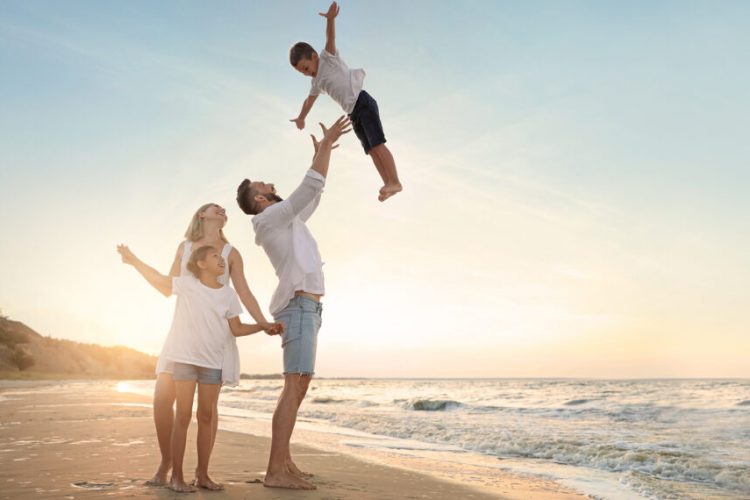 FKB_Familie_AdobeStock_514187566_web