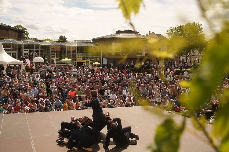 tete-a-tete-Copyright_Jakob_Sax_ONE09080_df10de74e1