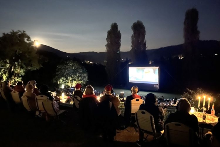 mondkino-2024-mond-kerzen-heller