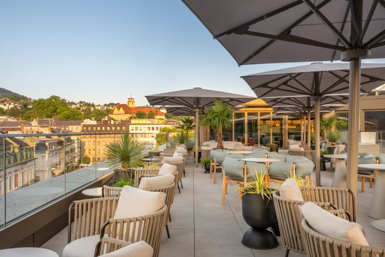 new_steigenberger-hof-luiza-rooftob-bar